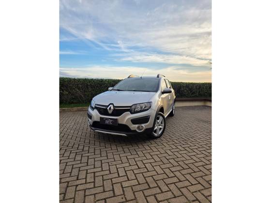 RENAULT SANDERO 1.6 16V SCE FLEX STEPWAY DYNAMIQUE MANUAL RENAULT SANDERO 1.6 16V SCE FLEX STEPWAY DYNAMIQUE MANUAL